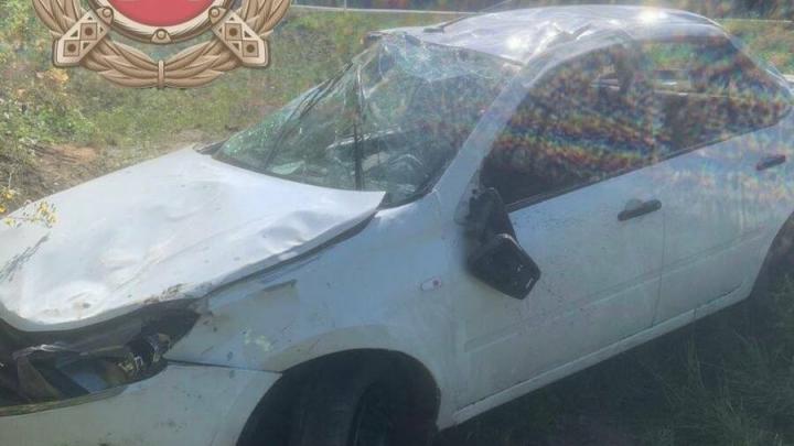 "Гранта" съехала в кювет в Аркадакском районе: пожилая женщина и девочка в больнице